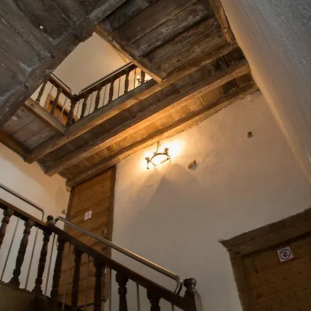 Bed & Breakfast Le Refuge Des Chevaliers *
