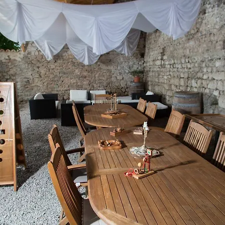 Bed & Breakfast Le Refuge Des Chevaliers *